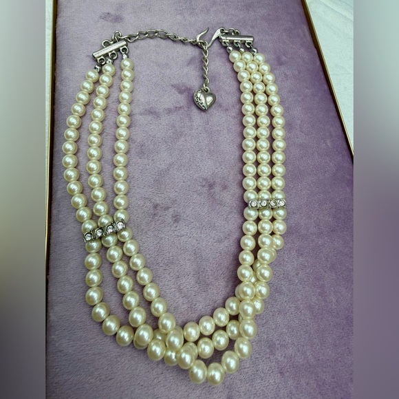 Vintage Carolee Pearl Choker Necklace - Picture 2 of 4